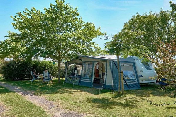 Comment organiser un séjour en camping éco-responsable ?