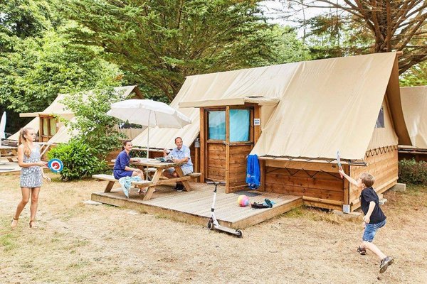 Le camping en famille : comment organiser un séjour réussi