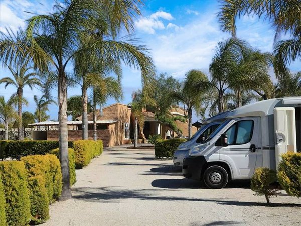 Comment séjourner avec un petit budget dans un camping gratuit à été