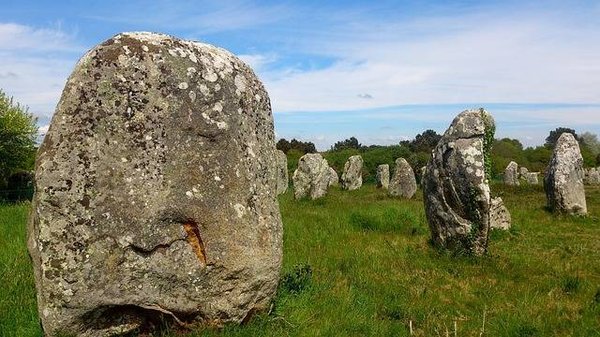 Carnac, un village qui vous tend les bras !