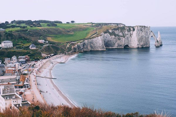 Guide du camping au Pays Basque : explorez une terre de légendes en toute liberté